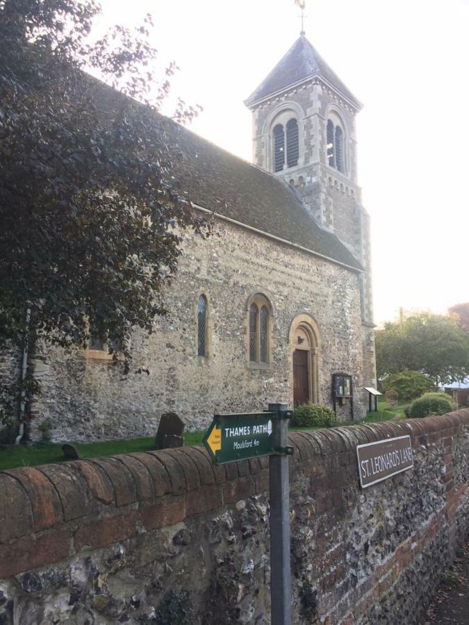 Thames Edge Rooms Wallingford Bagian luar foto